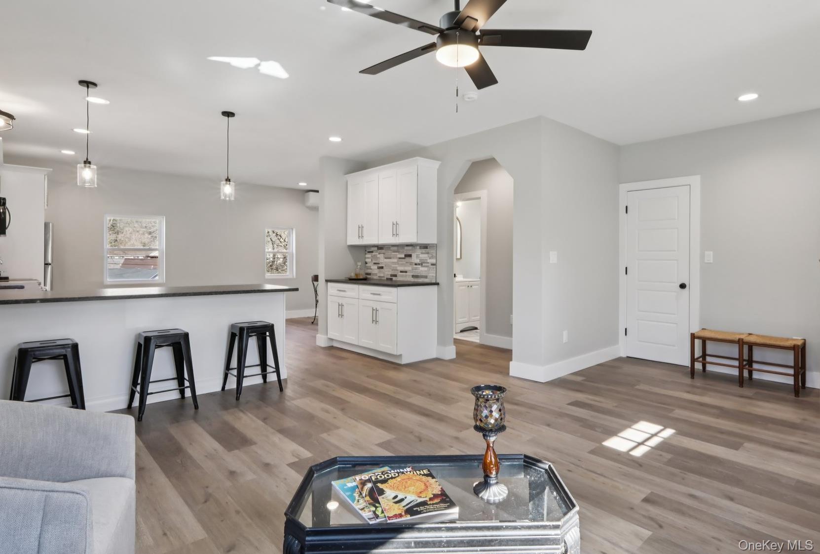 27 Windermere Avenue Property Photo 8