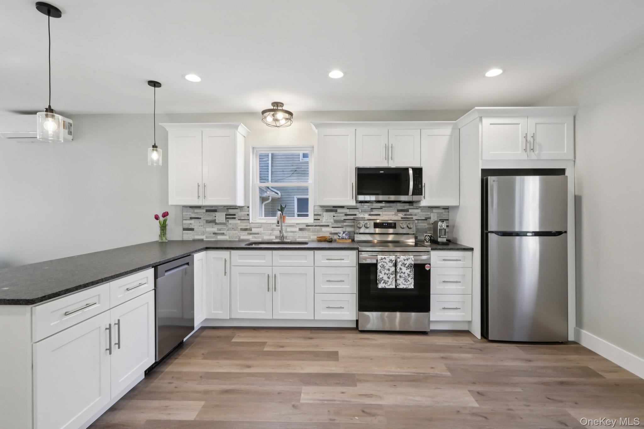 27 Windermere Avenue Property Photo 10