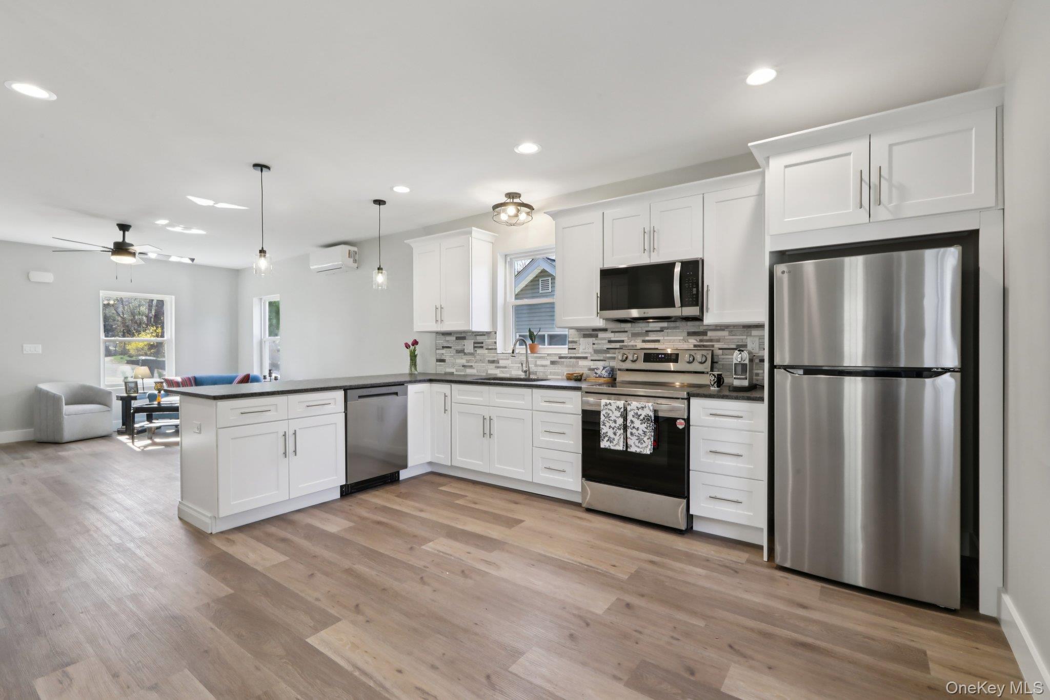 27 Windermere Avenue Property Photo 11