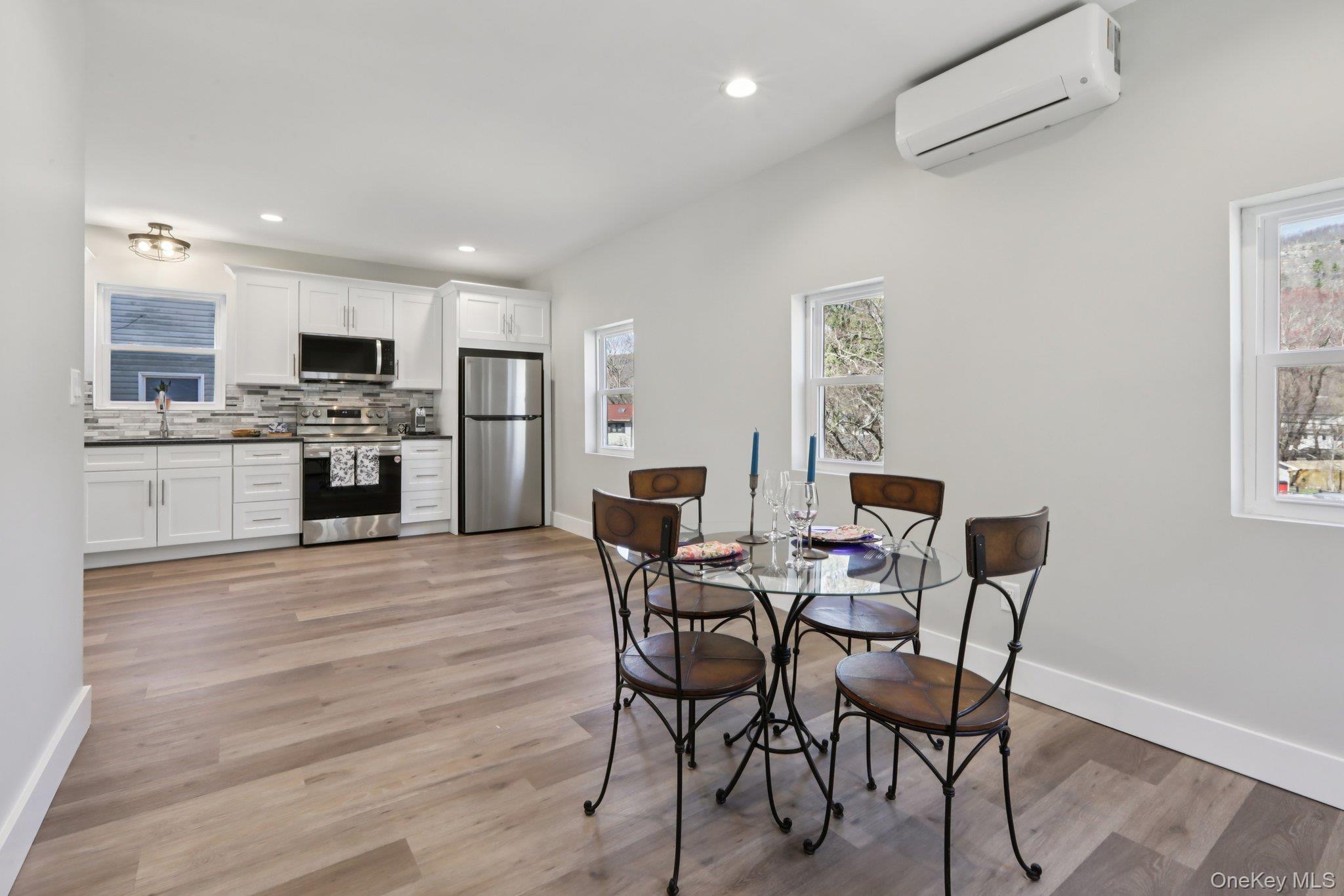 27 Windermere Avenue Property Photo 13