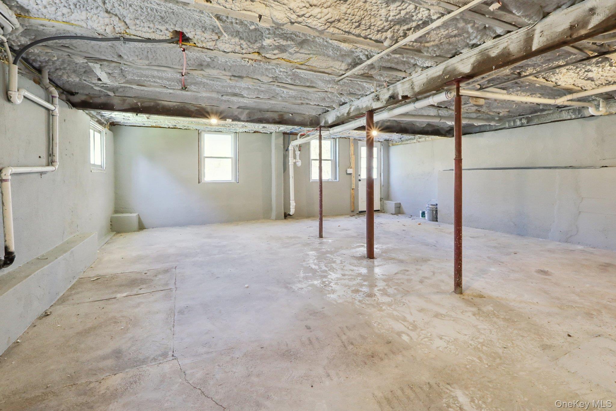 27 Windermere Avenue Property Photo 32