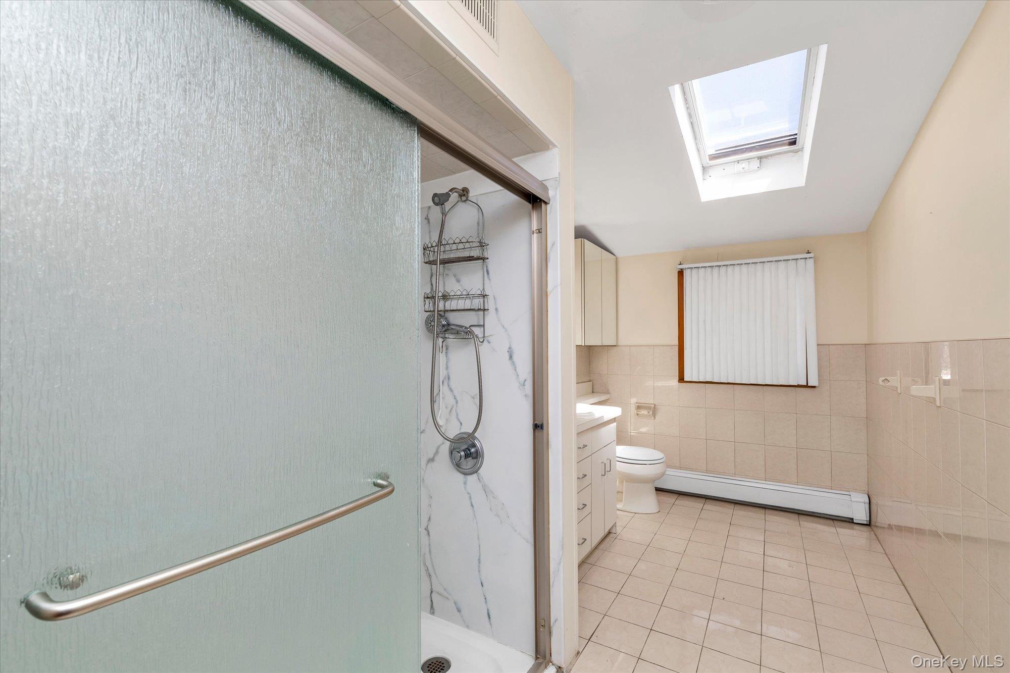 1118 W Broadway Property Photo 18