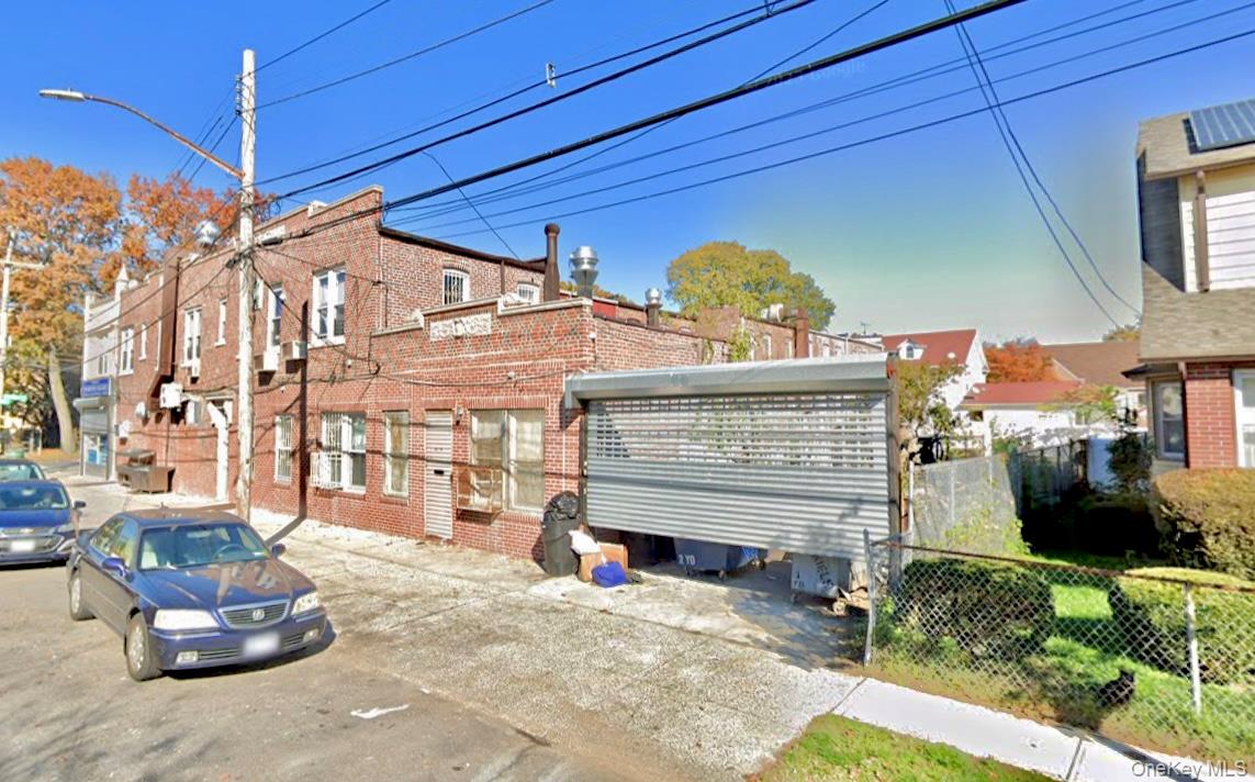 172-02 Linden Boulevard Property Photo 3