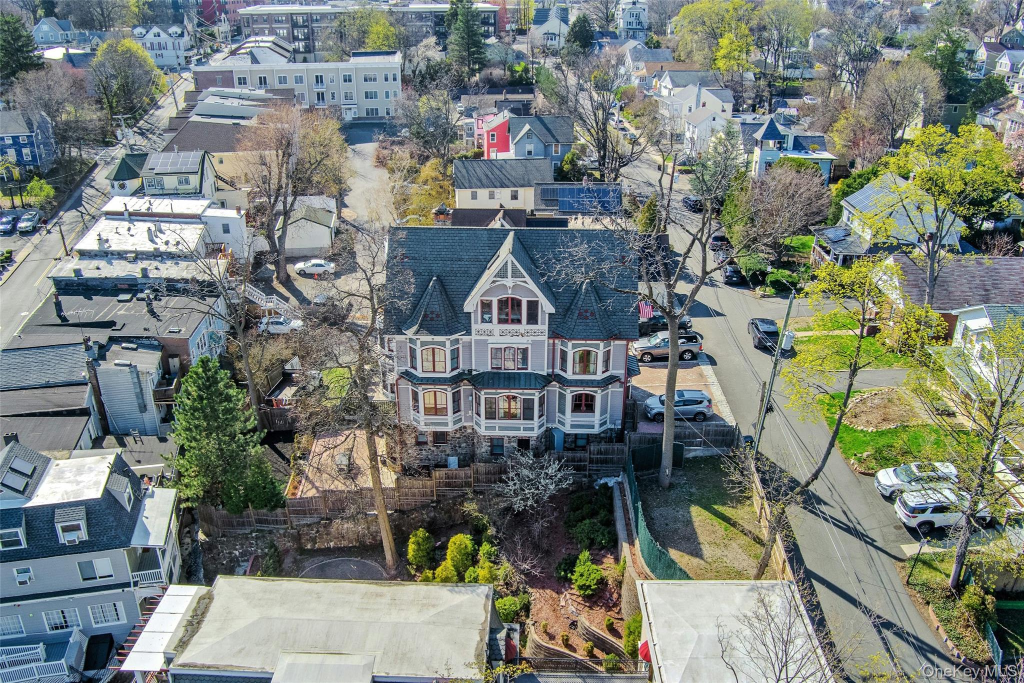 19 E Catherine Street Property Photo 4