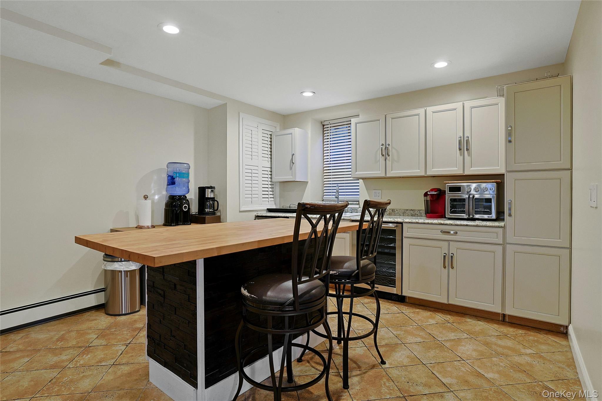 19 E Catherine Street Property Photo 40