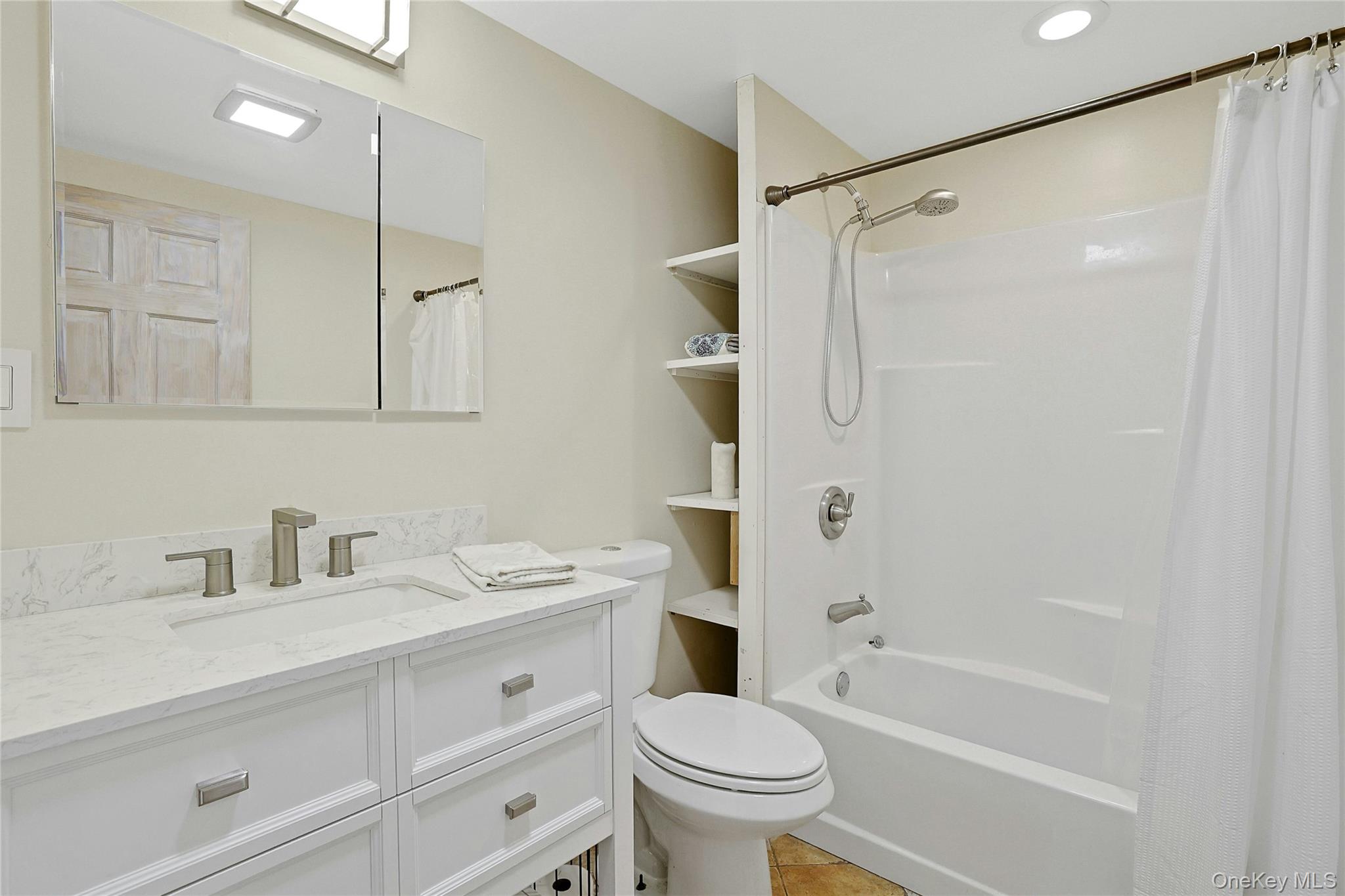 19 E Catherine Street Property Photo 41