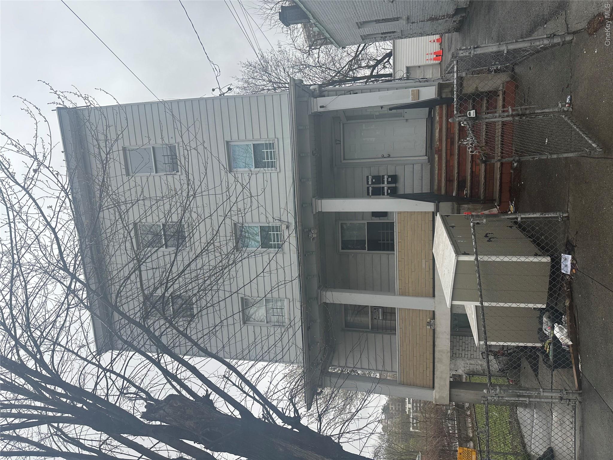 17 Chestnut Street Property Photo 18