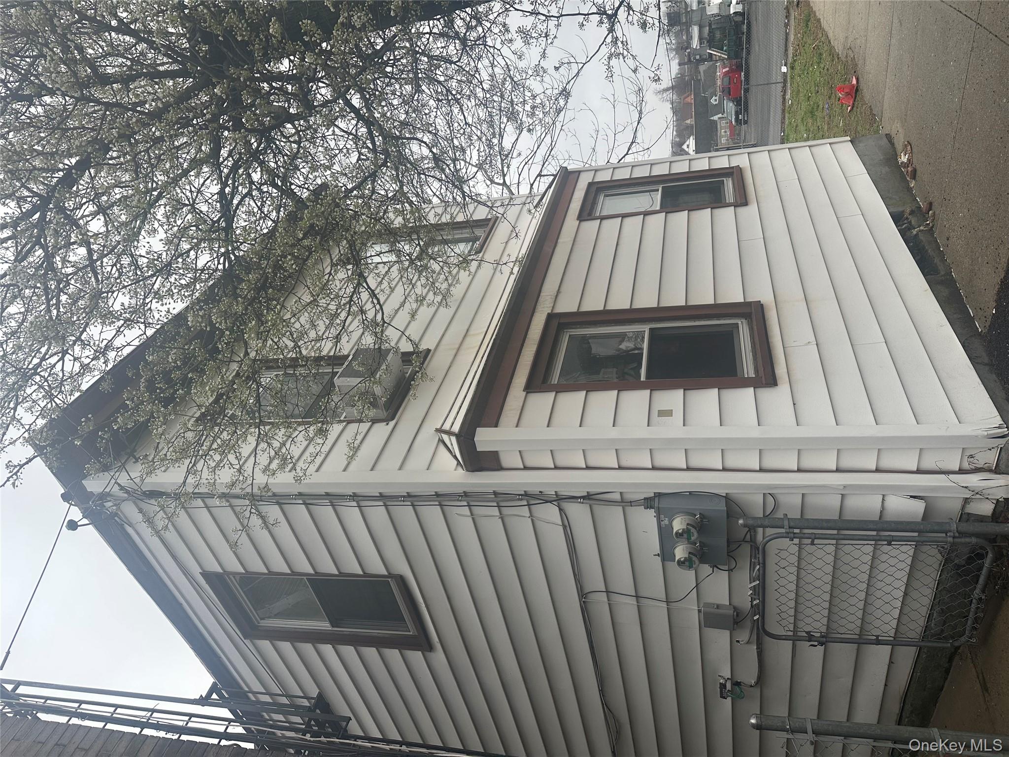 21 Drake Avenue Property Photo 3
