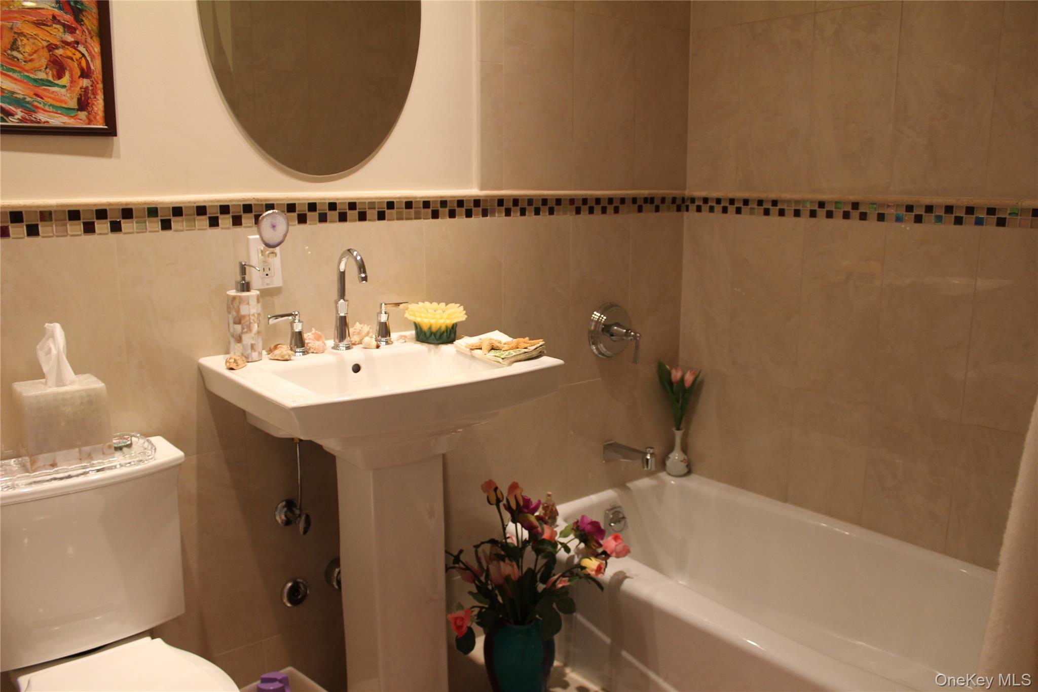 27010 Grand Central Parkway 28m Property Photo 7