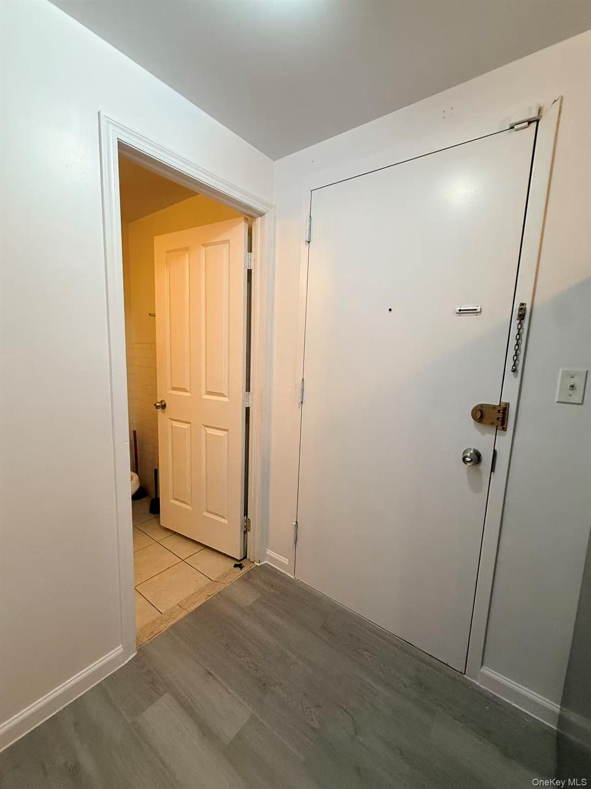 140-37 Cherry Avenue 8a Property Photo 12