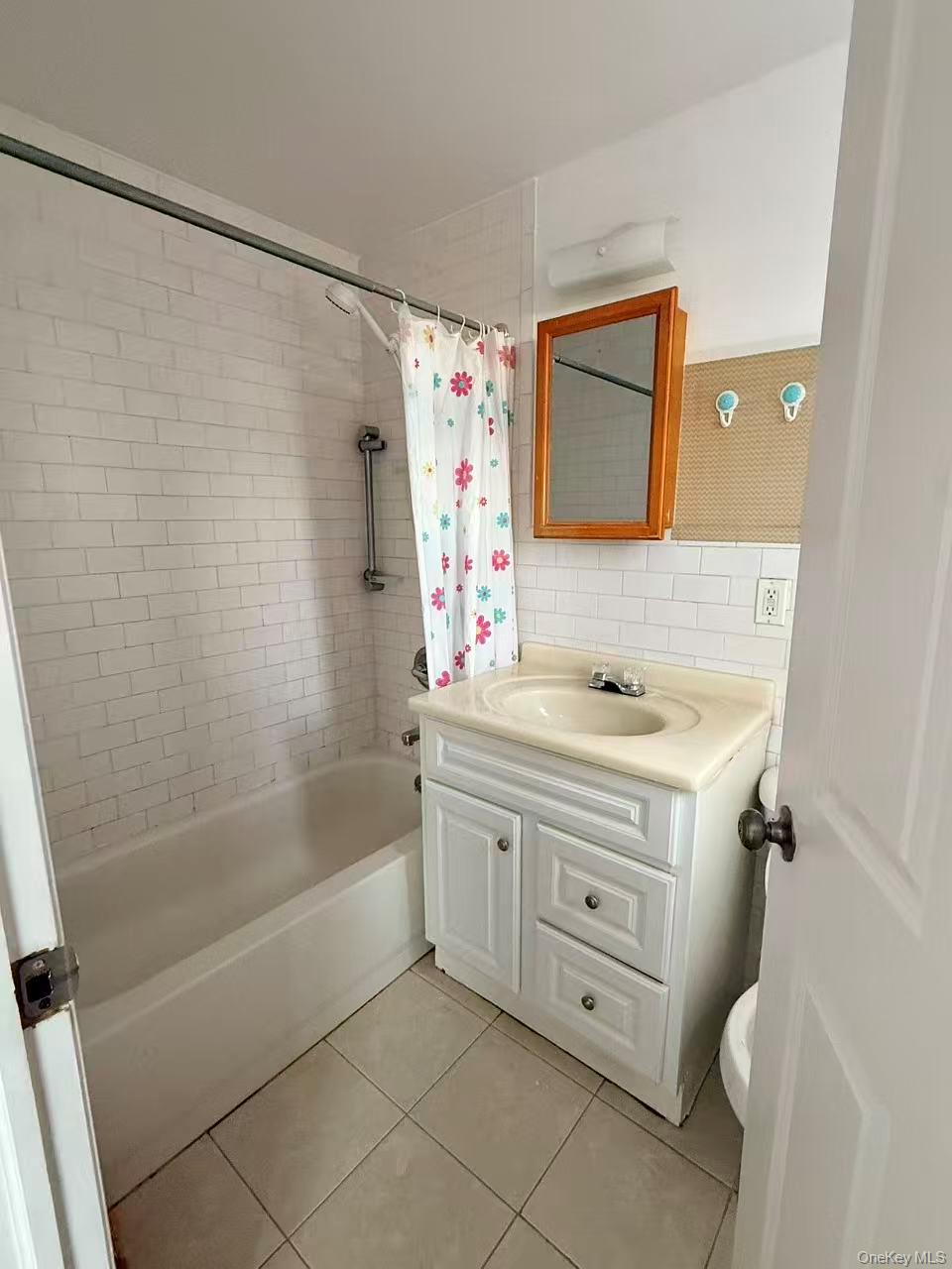 140-37 Cherry Avenue 8a Property Photo 14