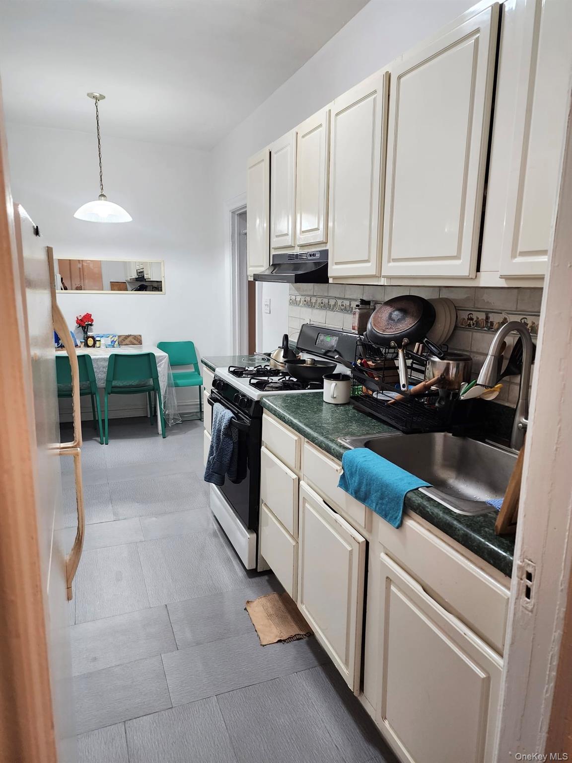 35-21 81st Street 2a Property Photo 7