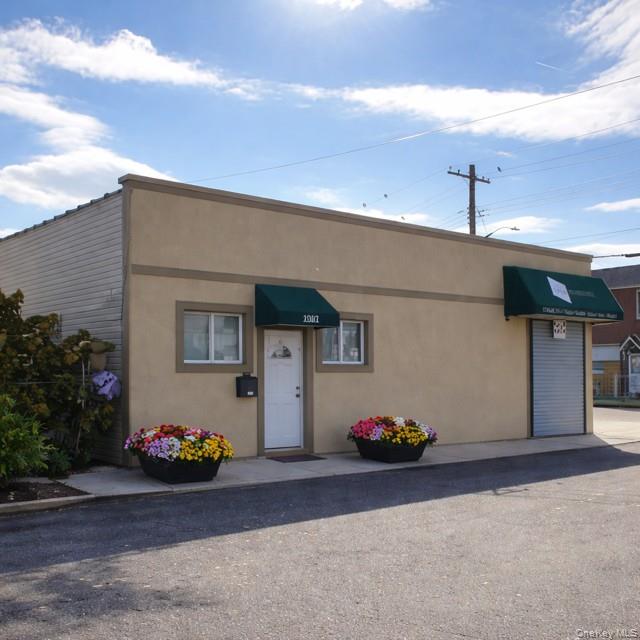 3200 Schley Avenue Property Photo 2