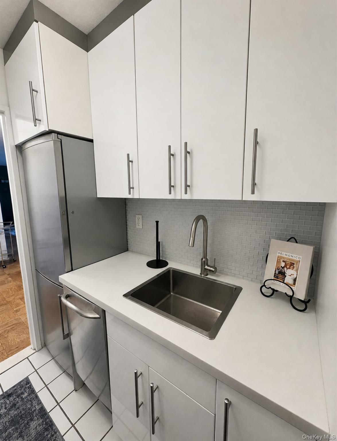 225 E 57th Street 20e Property Photo 4