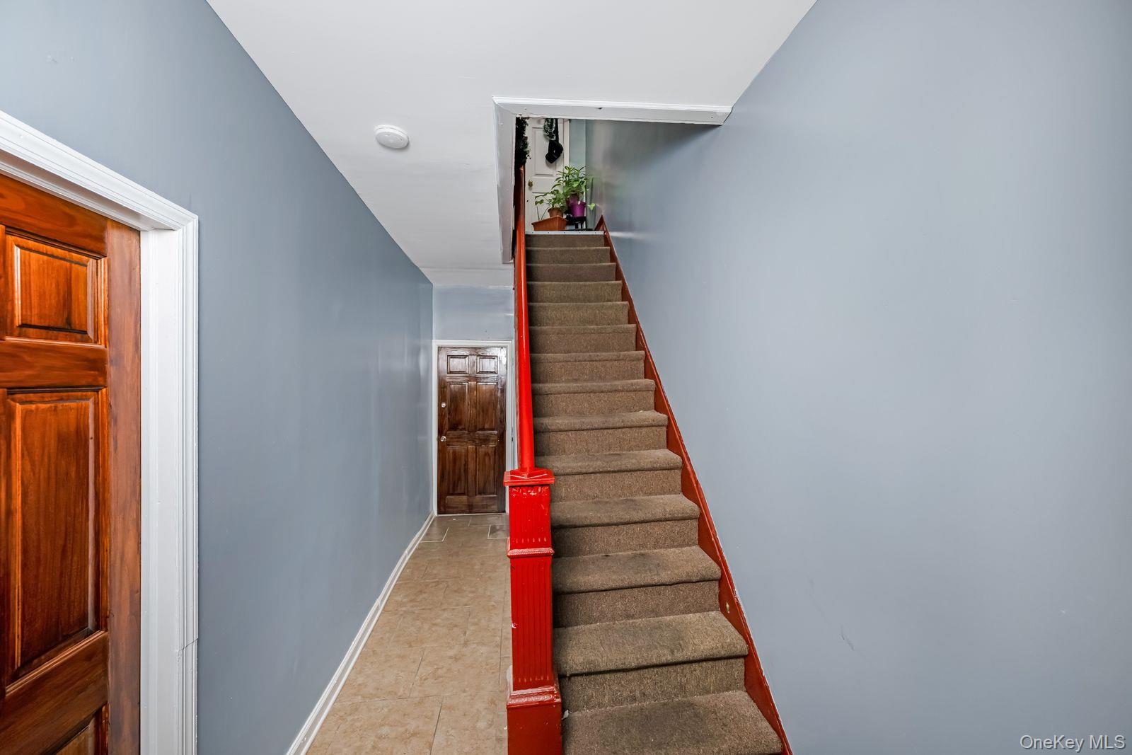 548 Sheffield Avenue Property Photo 17