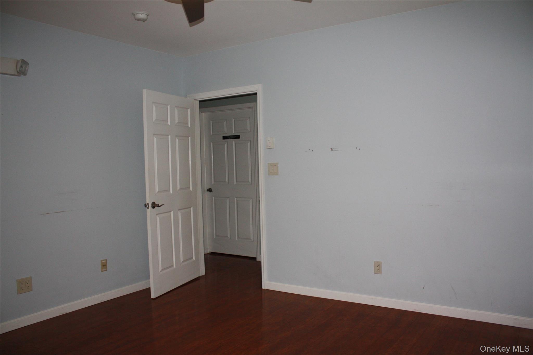 136 Jersey Avenue Property Photo 4