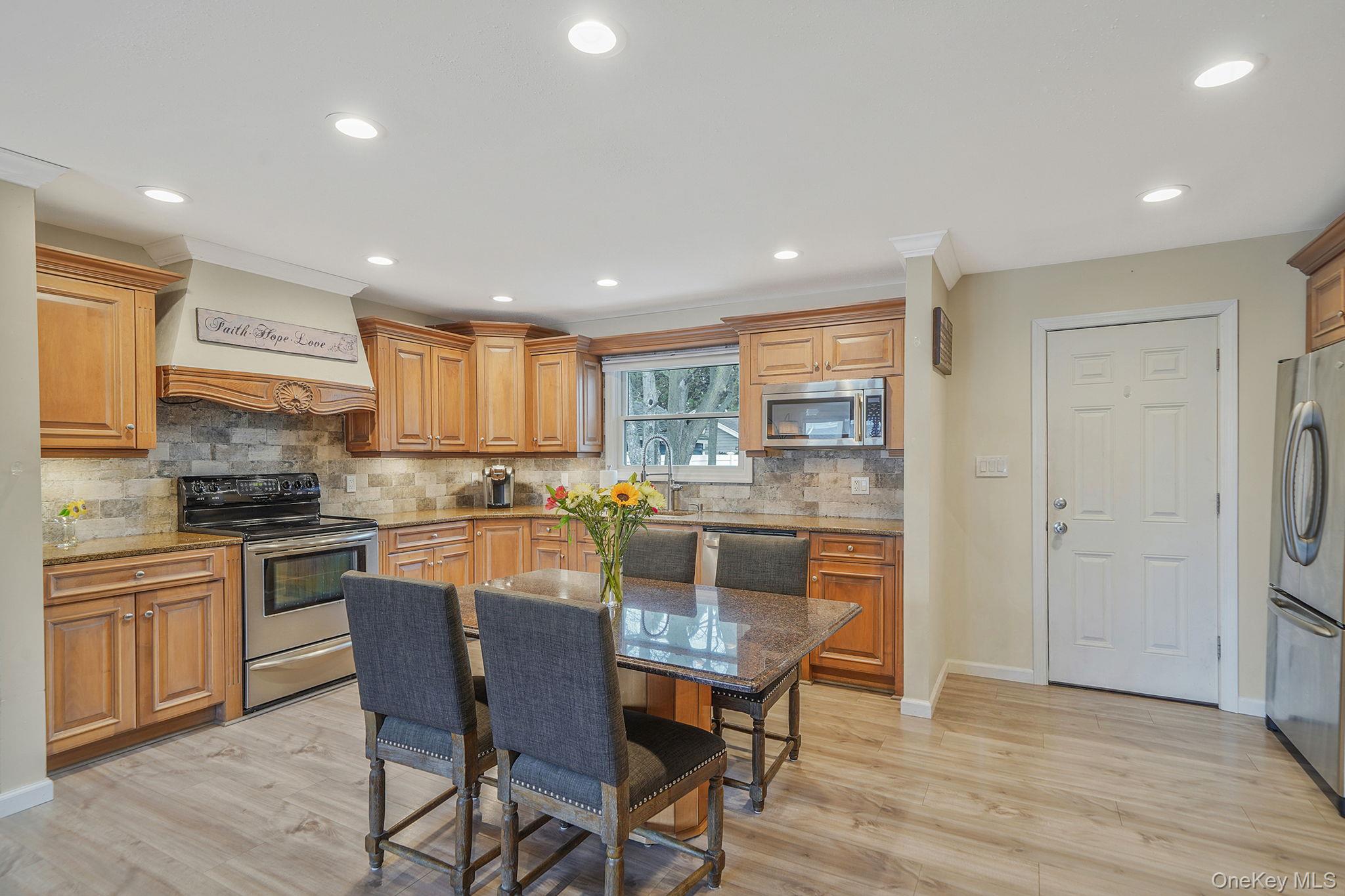 11 Nehring Avenue Property Photo 8