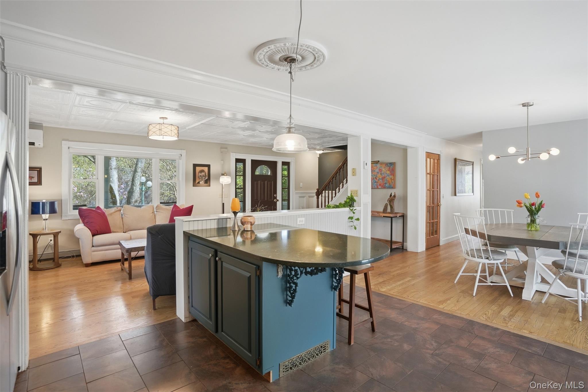 374 Marcott Road Property Photo 10