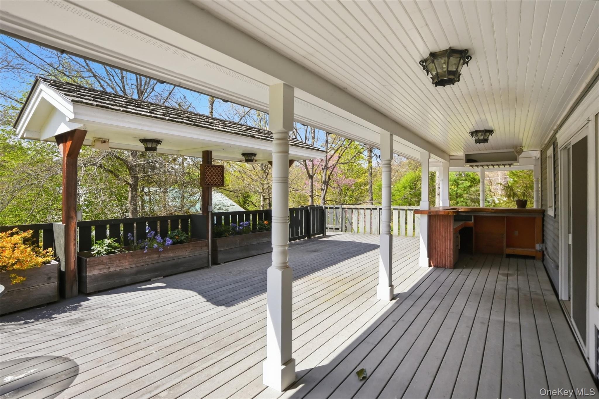 374 Marcott Road Property Photo 33