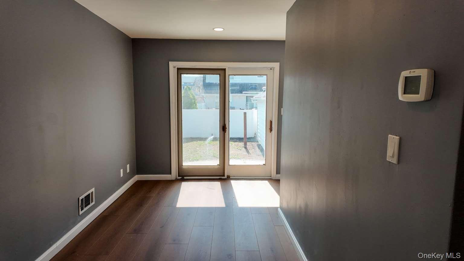 50 E Saint Marks Place Property Photo 7