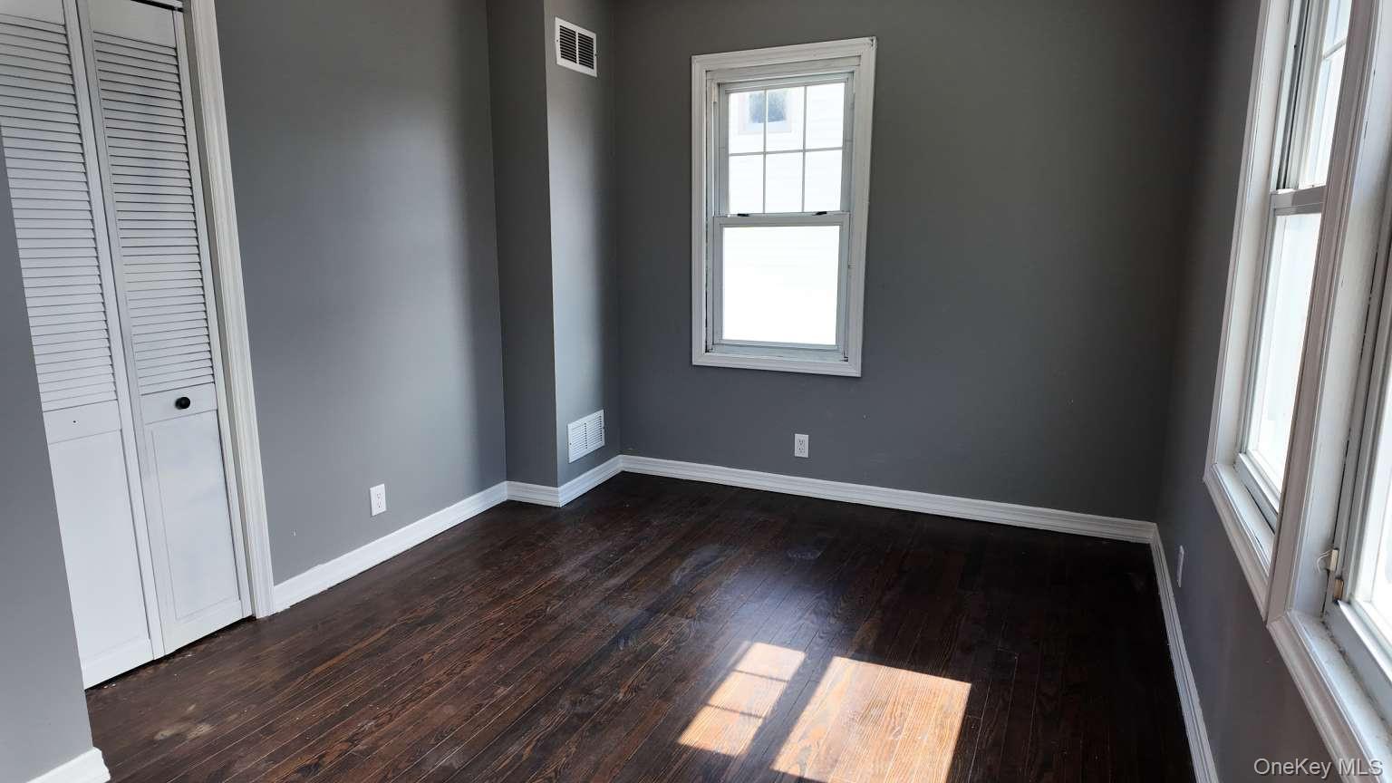 50 E Saint Marks Place Property Photo 15
