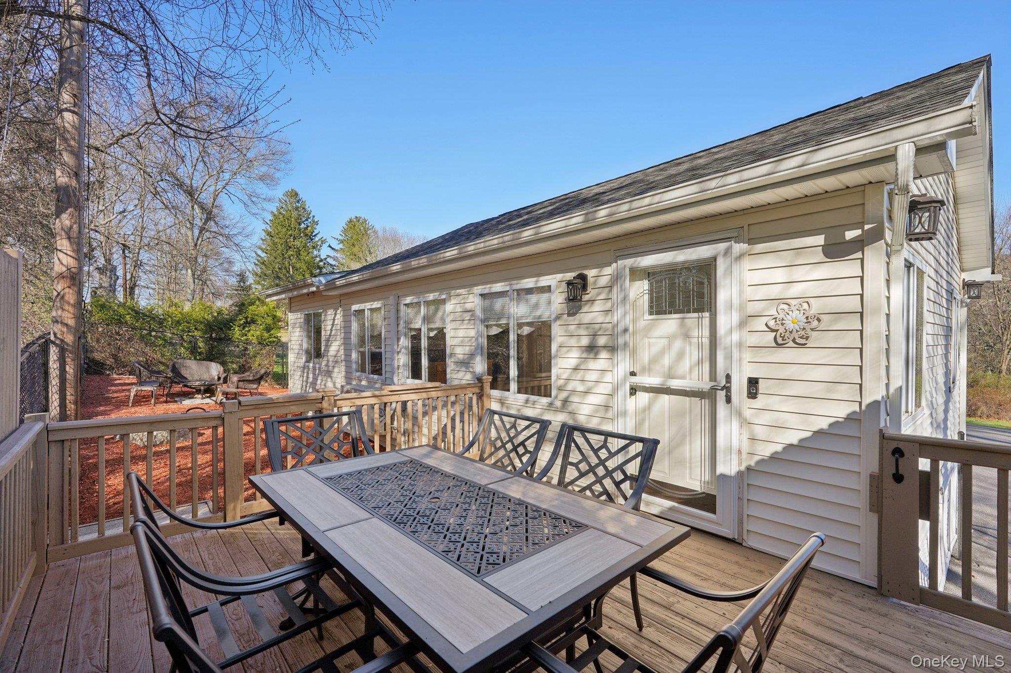 17 Pine Hill Road Property Photo 19