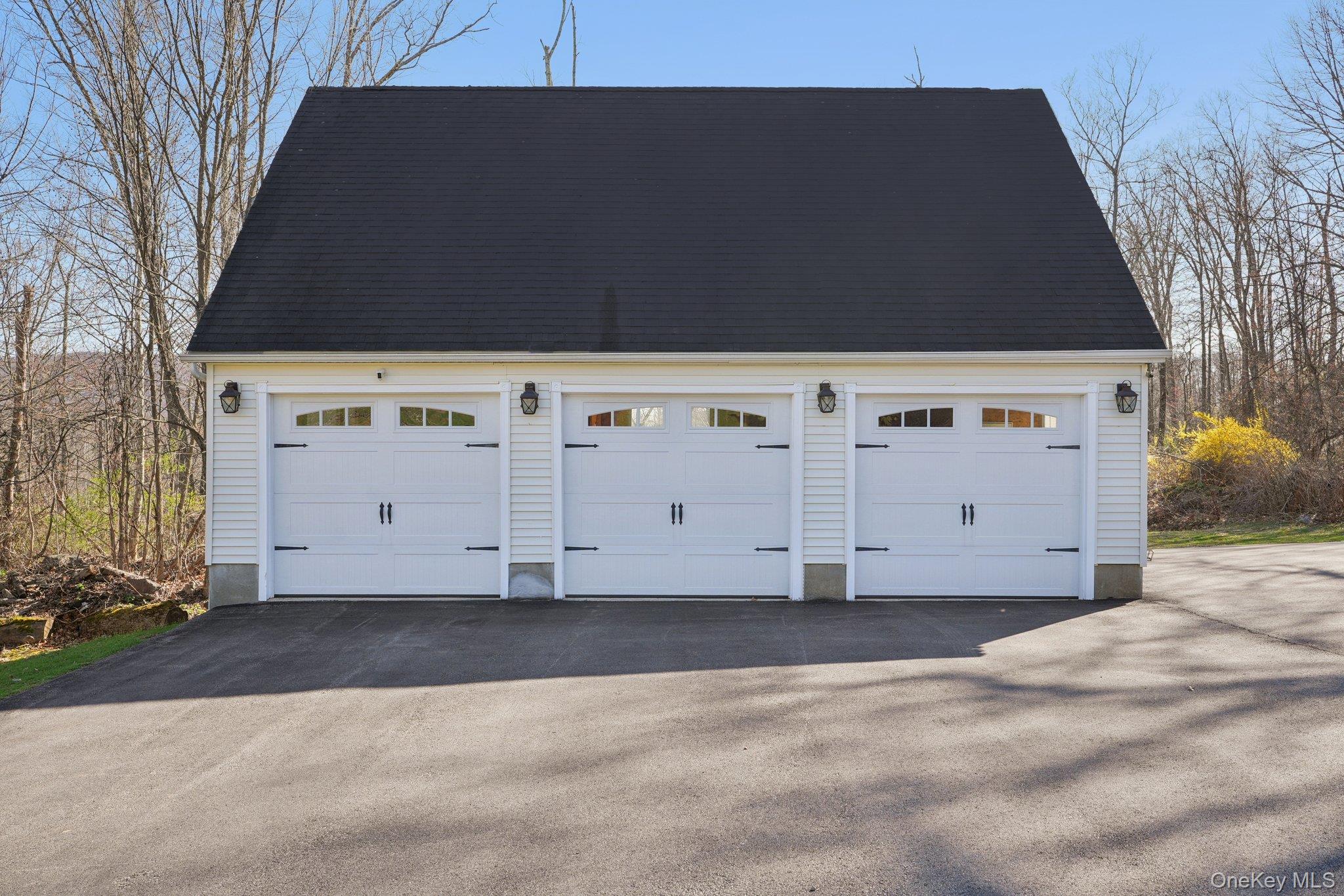 17 Pine Hill Road Property Photo 23