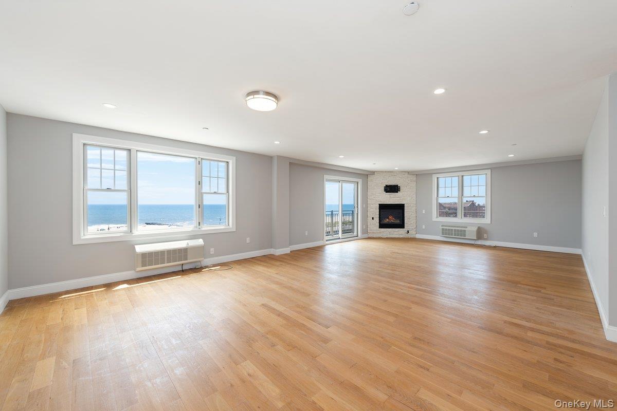 661 W Broadway 401 Property Photo 5