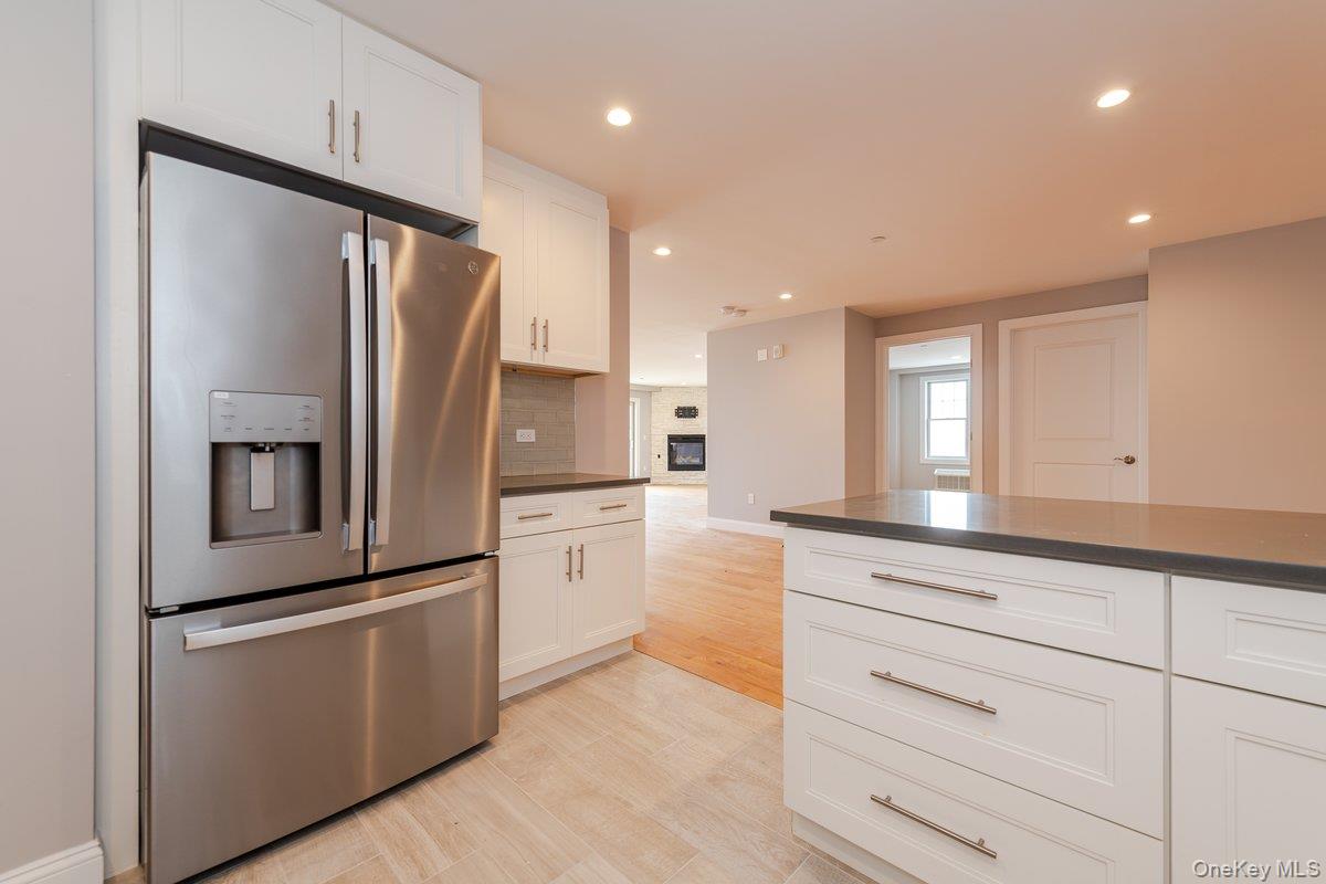 661 W Broadway 401 Property Photo 14