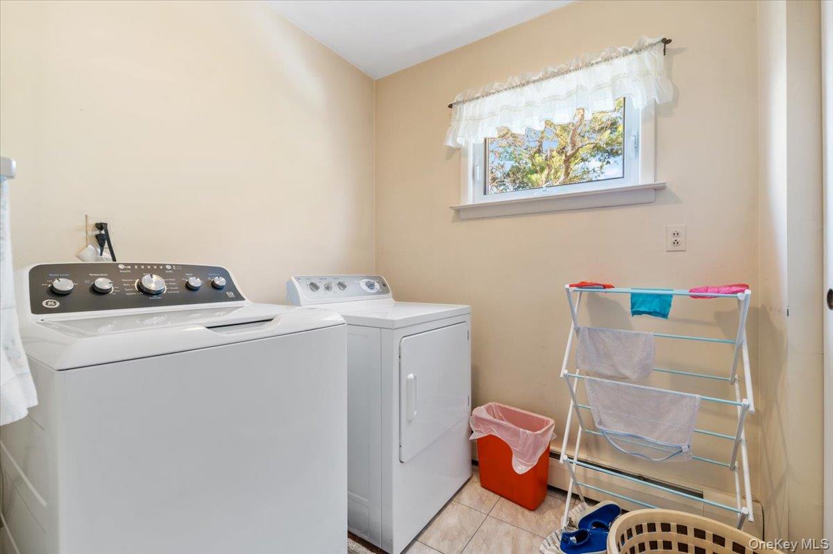 2187 Loines Avenue Property Photo 24