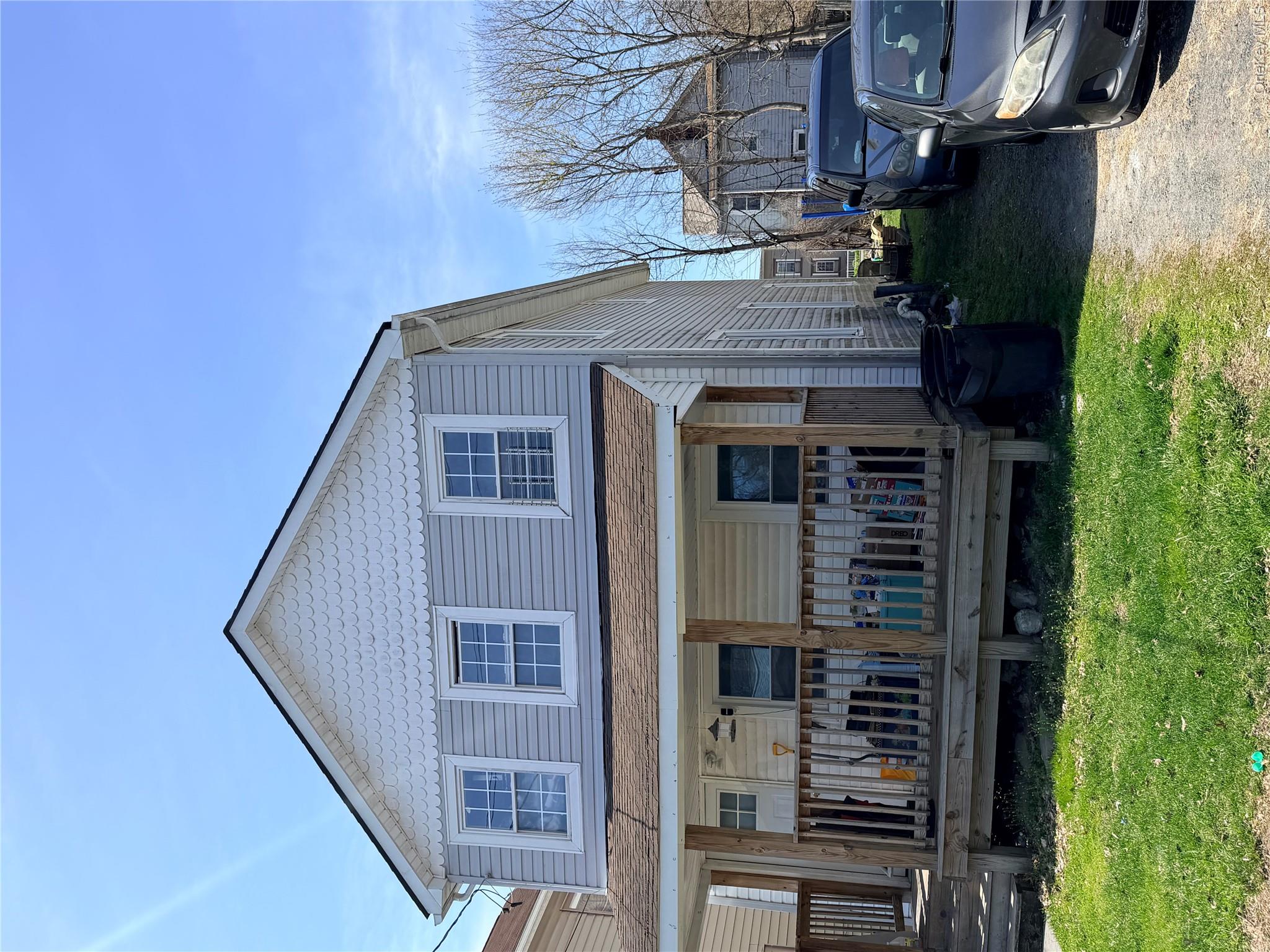 131 Hammond Street Property Photo 3