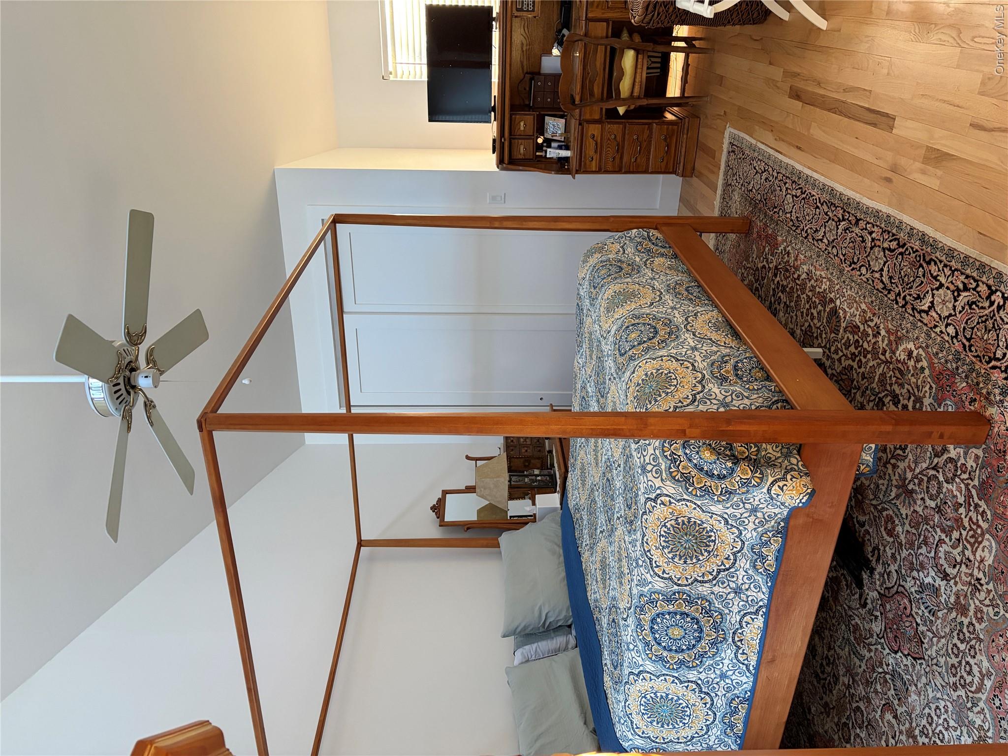 40 Bonac Wood Lane Property Photo 19