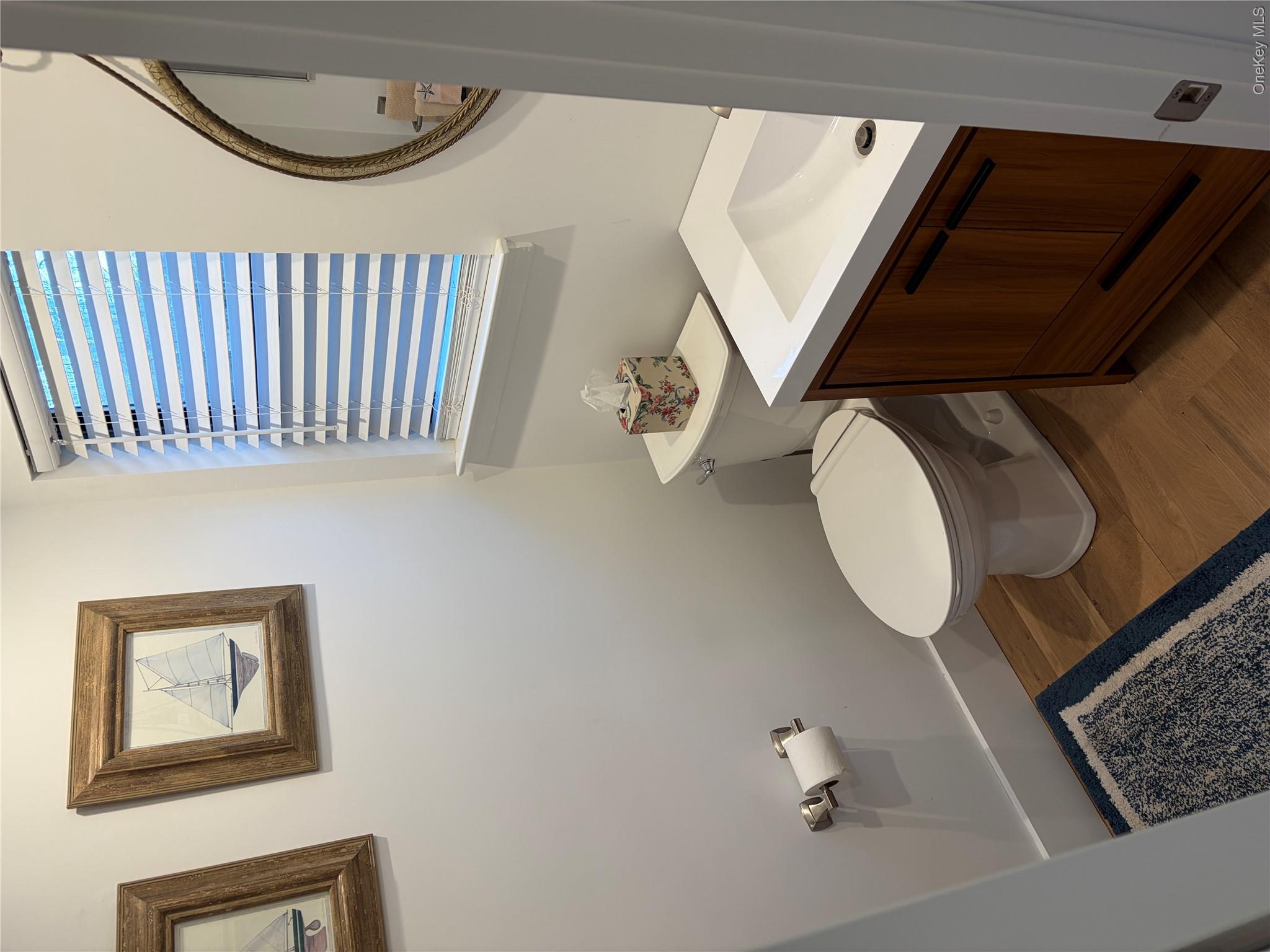 40 Bonac Wood Lane Property Photo 23