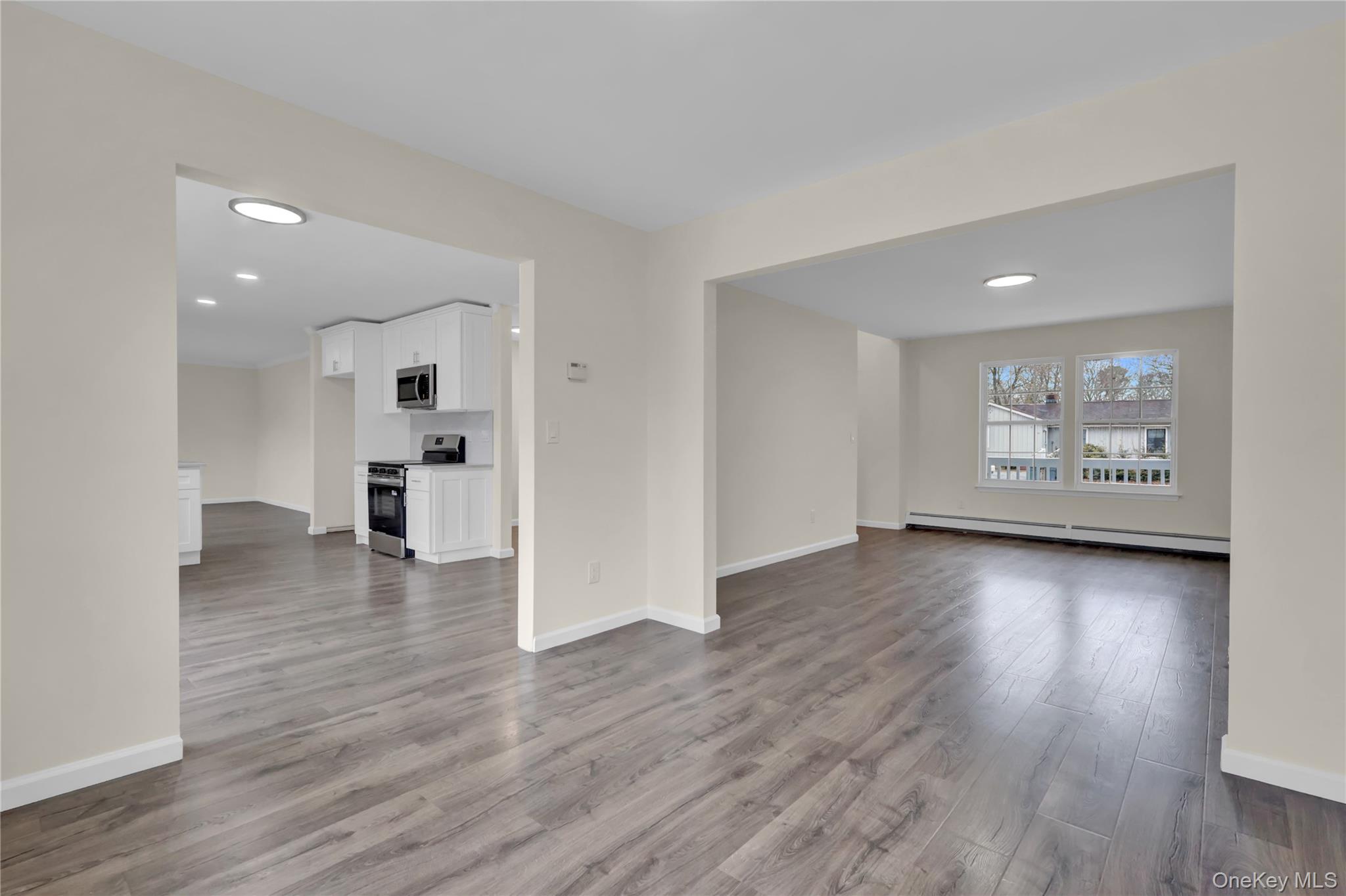 85 Patchogue Avenue Property Photo 9