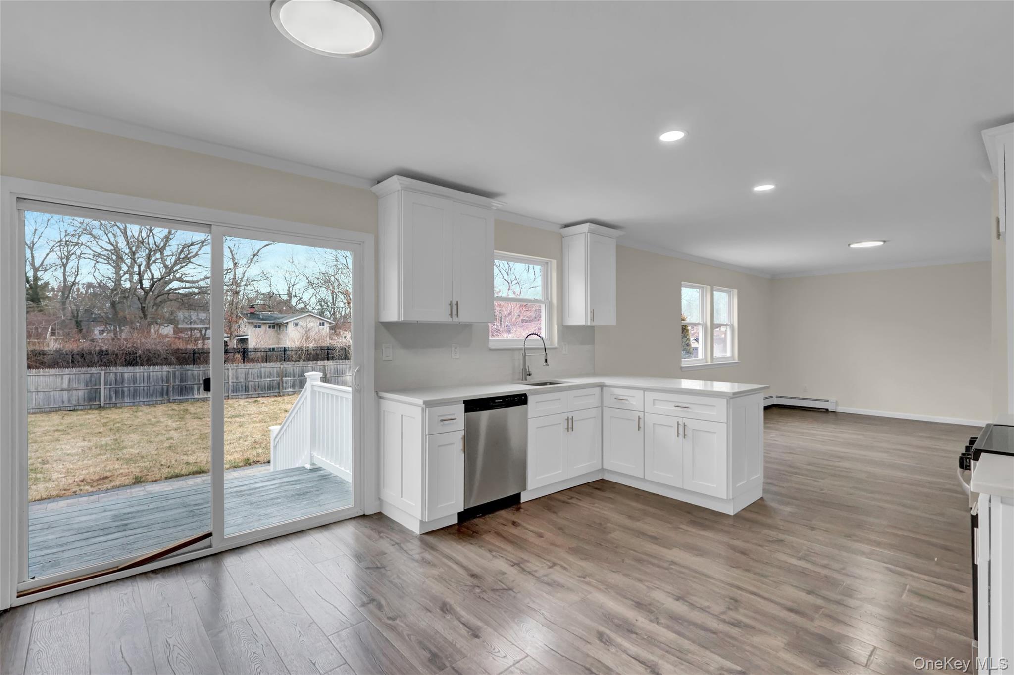 85 Patchogue Avenue Property Photo 11