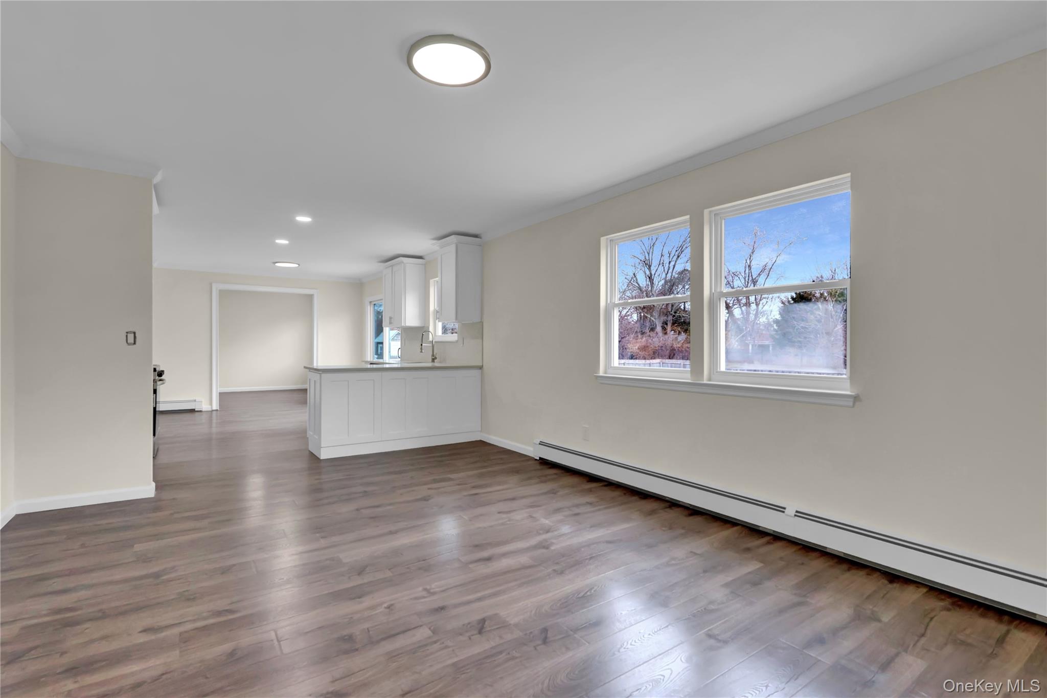 85 Patchogue Avenue Property Photo 14