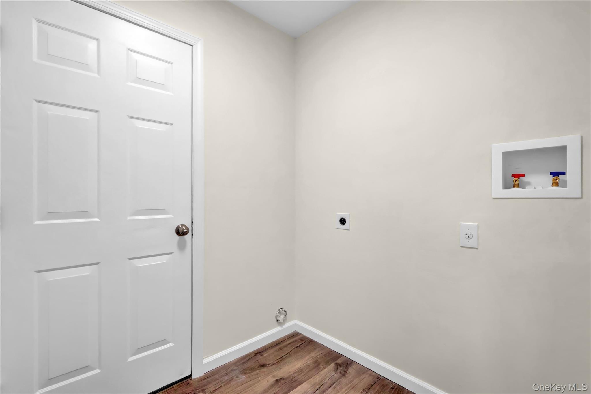 85 Patchogue Avenue Property Photo 16