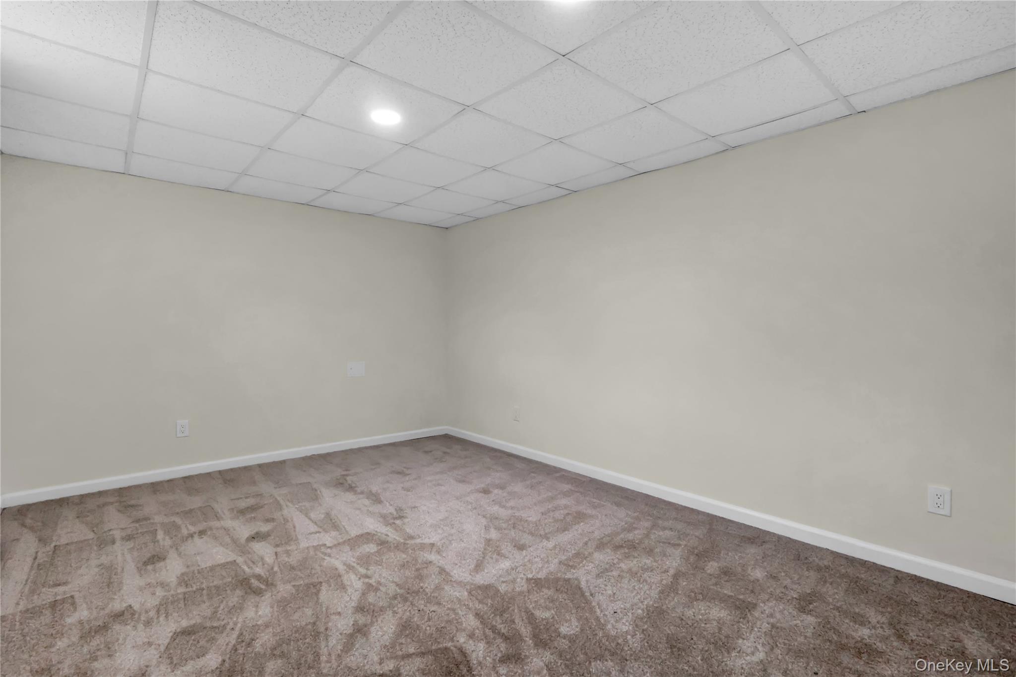 85 Patchogue Avenue Property Photo 24