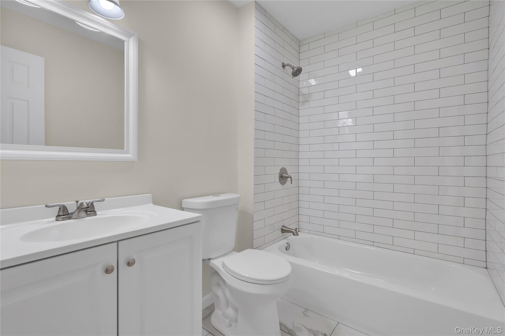 85 Patchogue Avenue Property Photo 34