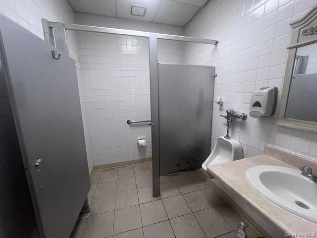 5017 Avenue D Property Photo 11