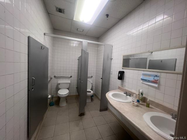 5017 Avenue D Property Photo 12