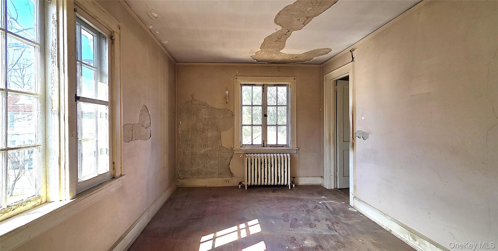 540 Webster Avenue Property Photo 9