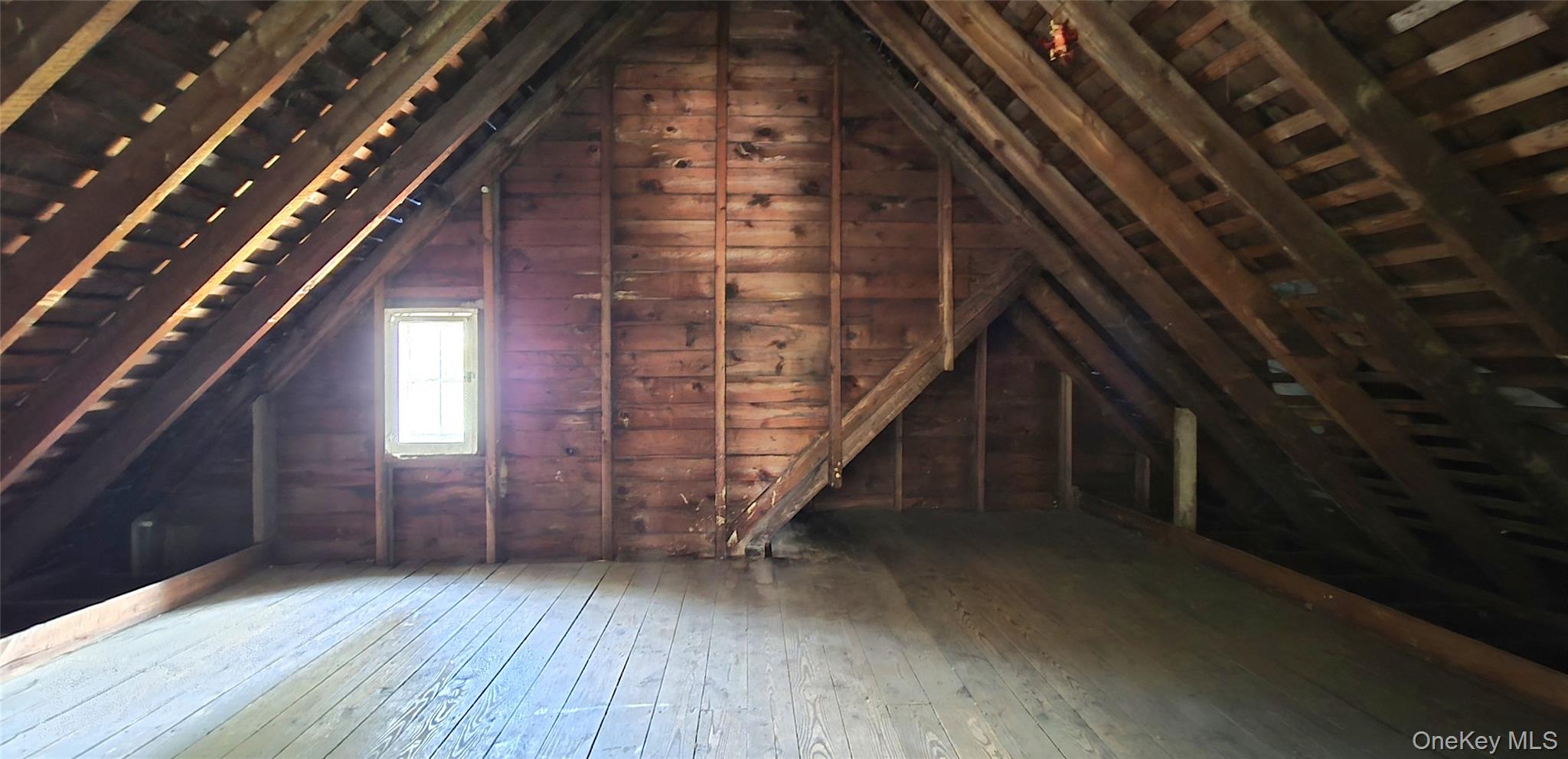 540 Webster Avenue Property Photo 15