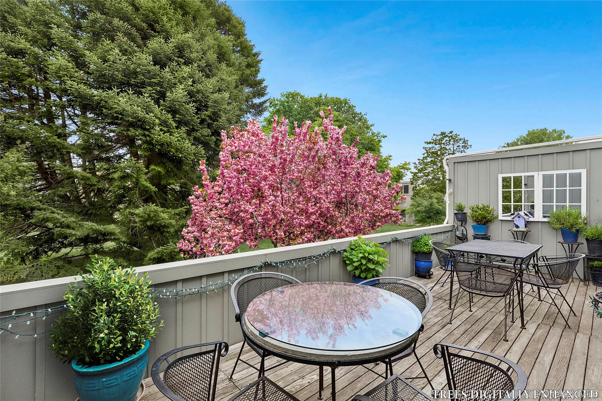 514 Pantigo Road 22 Property Photo 13