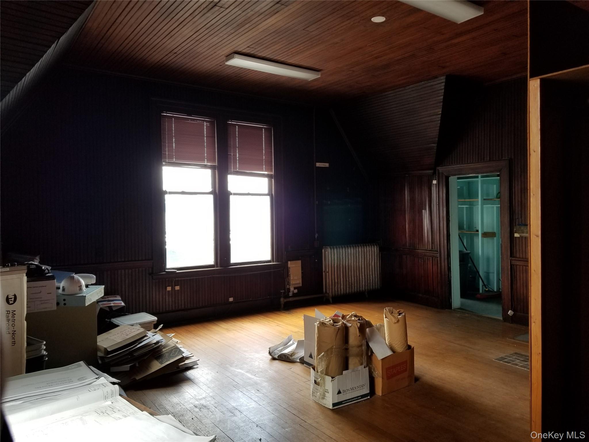 110 Ardsley Avenue Property Photo 16