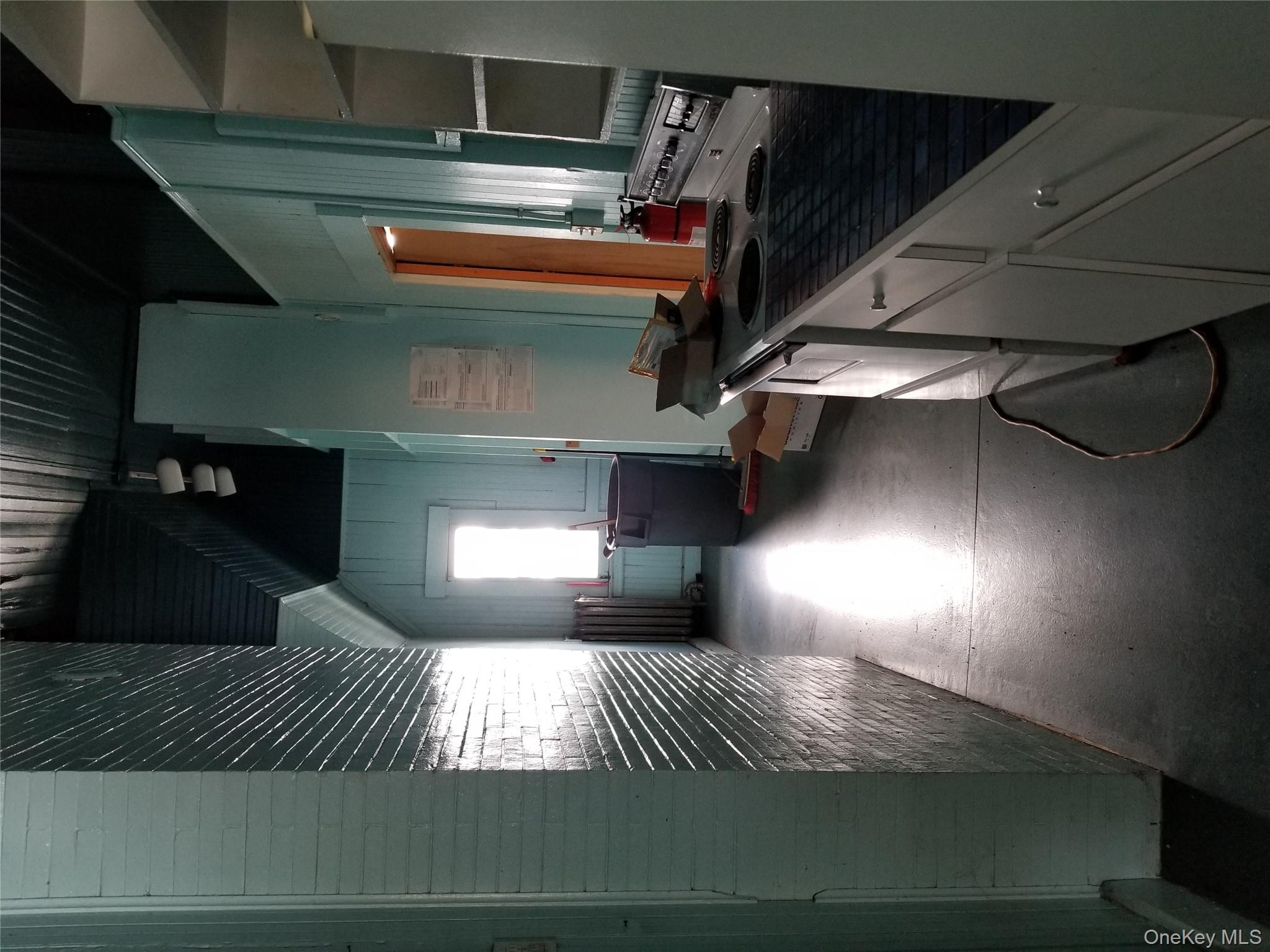 110 Ardsley Avenue Property Photo 18