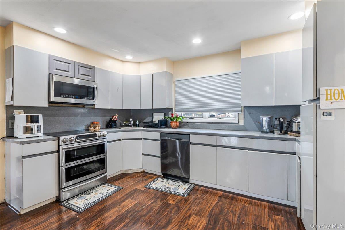 65 Prentice Road Property Photo 6