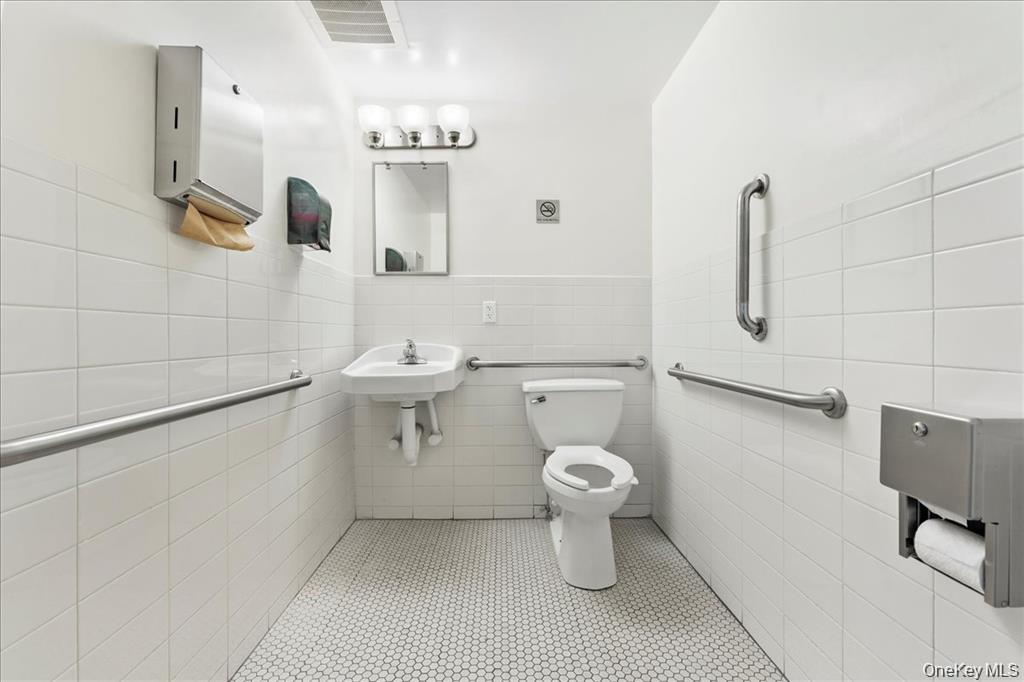 775 Lafayette Avenue 4a Property Photo 18