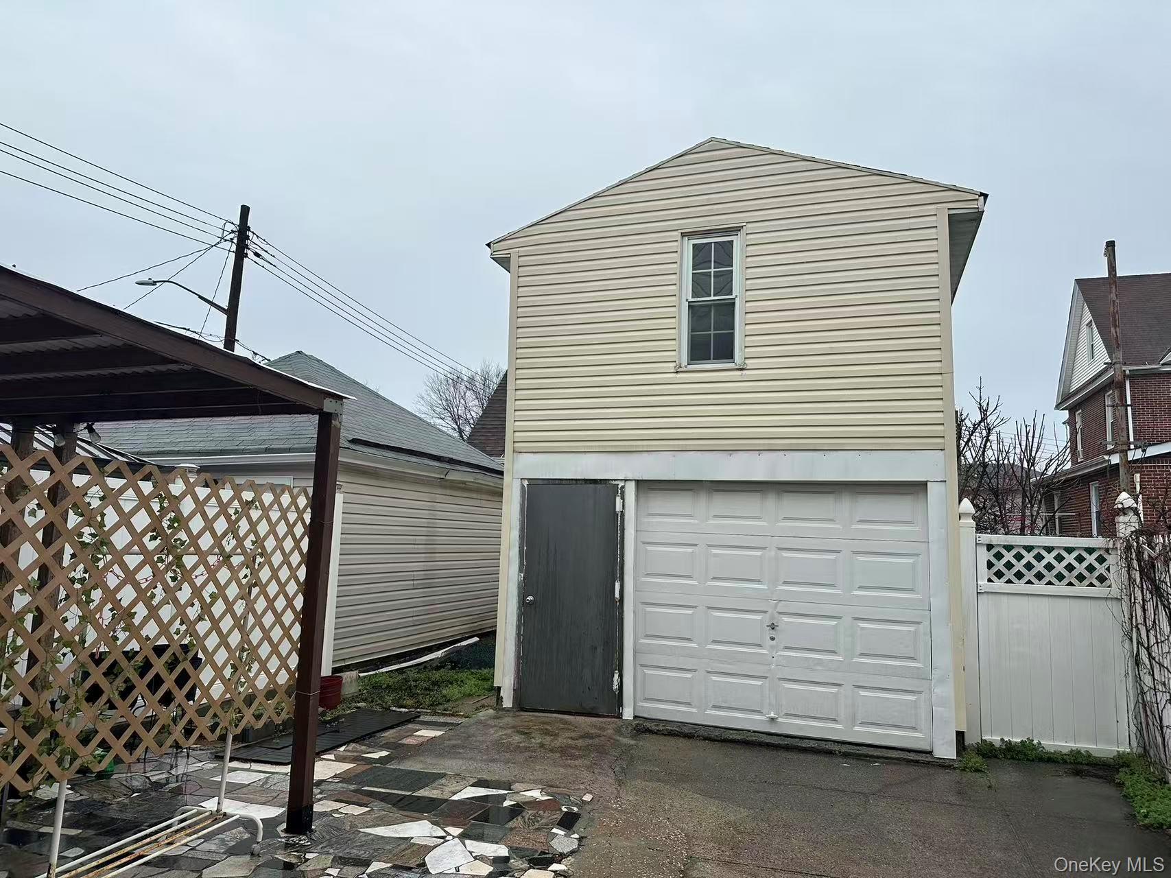 9703 105th Street Property Photo 13