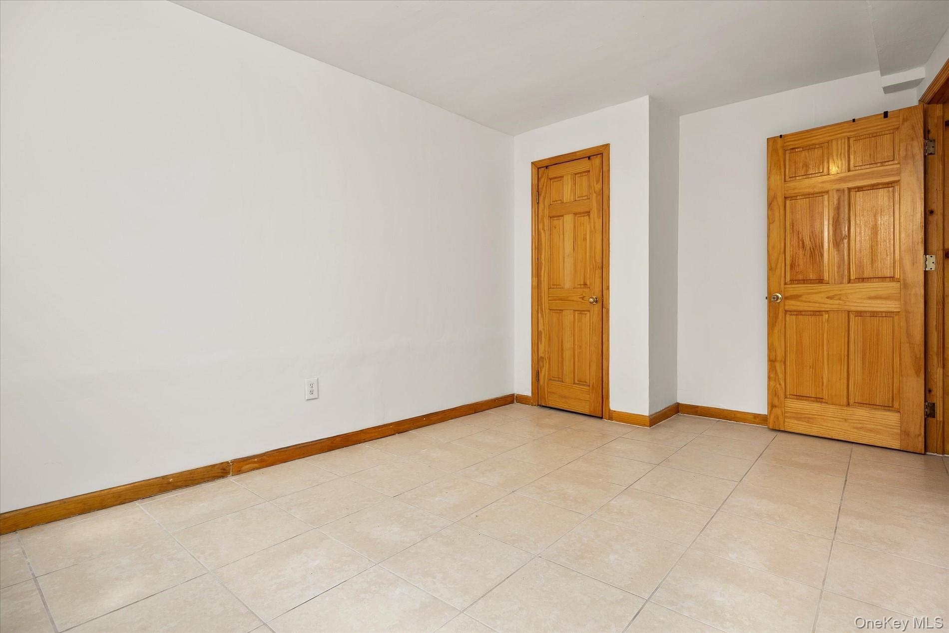 5263 65th Place Property Photo 5